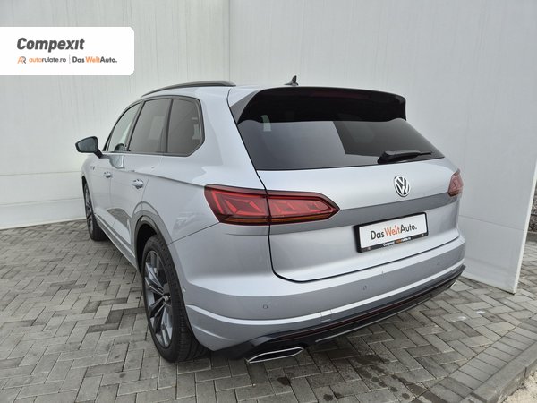 Volkswagen Touareg One Million R-line 4Motion 3.0 tdi, Automat