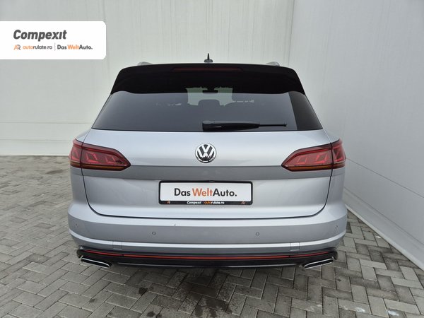 Volkswagen Touareg One Million R-line 4Motion 3.0 tdi, Automat