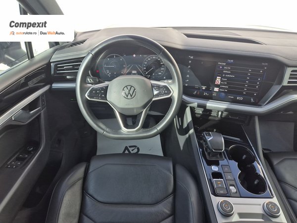 Volkswagen Touareg Elegance 4Motion 3.0 tdi, Automat