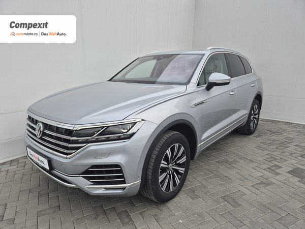 Volkswagen Touareg Elegance 4Motion 3.0 tdi, Automat