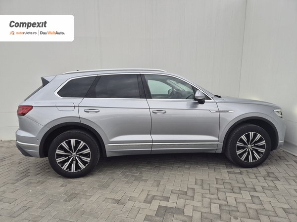 Volkswagen Touareg Elegance 4Motion 3.0 tdi, Automat